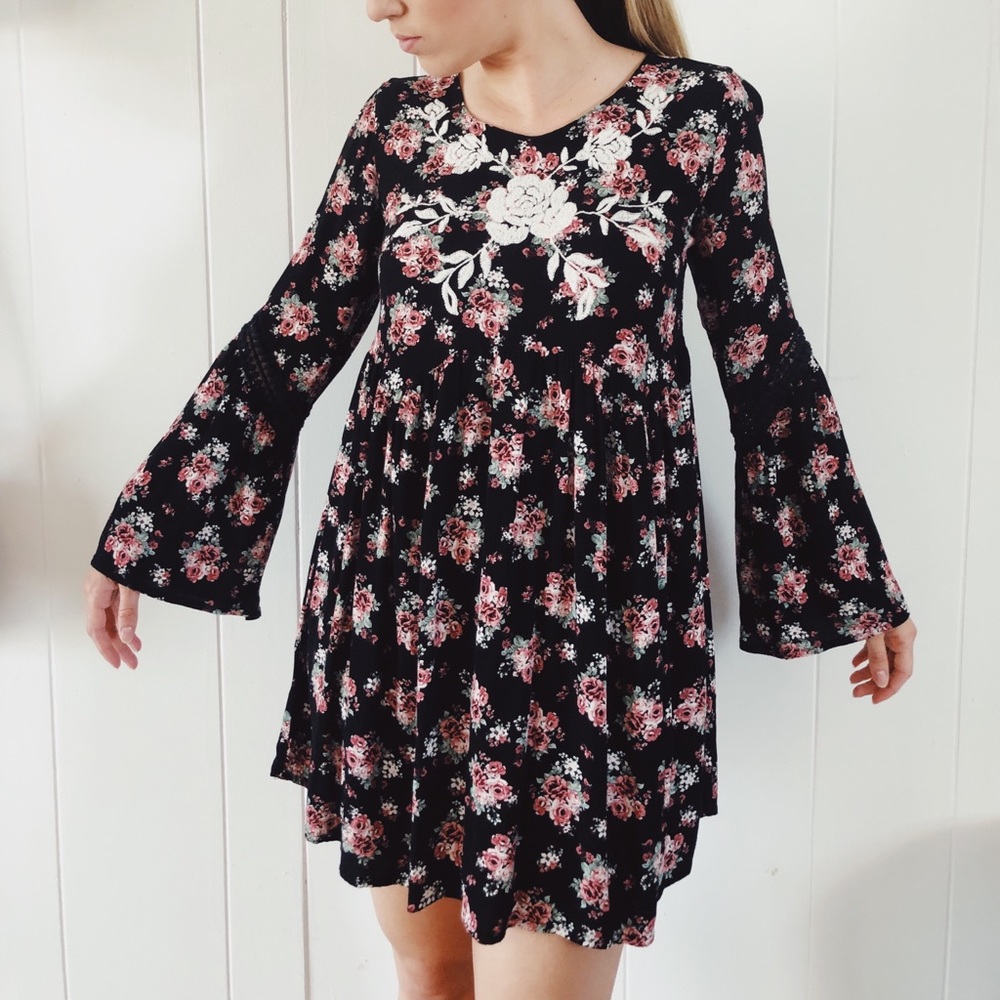 Bell-sleeved Floral Dress